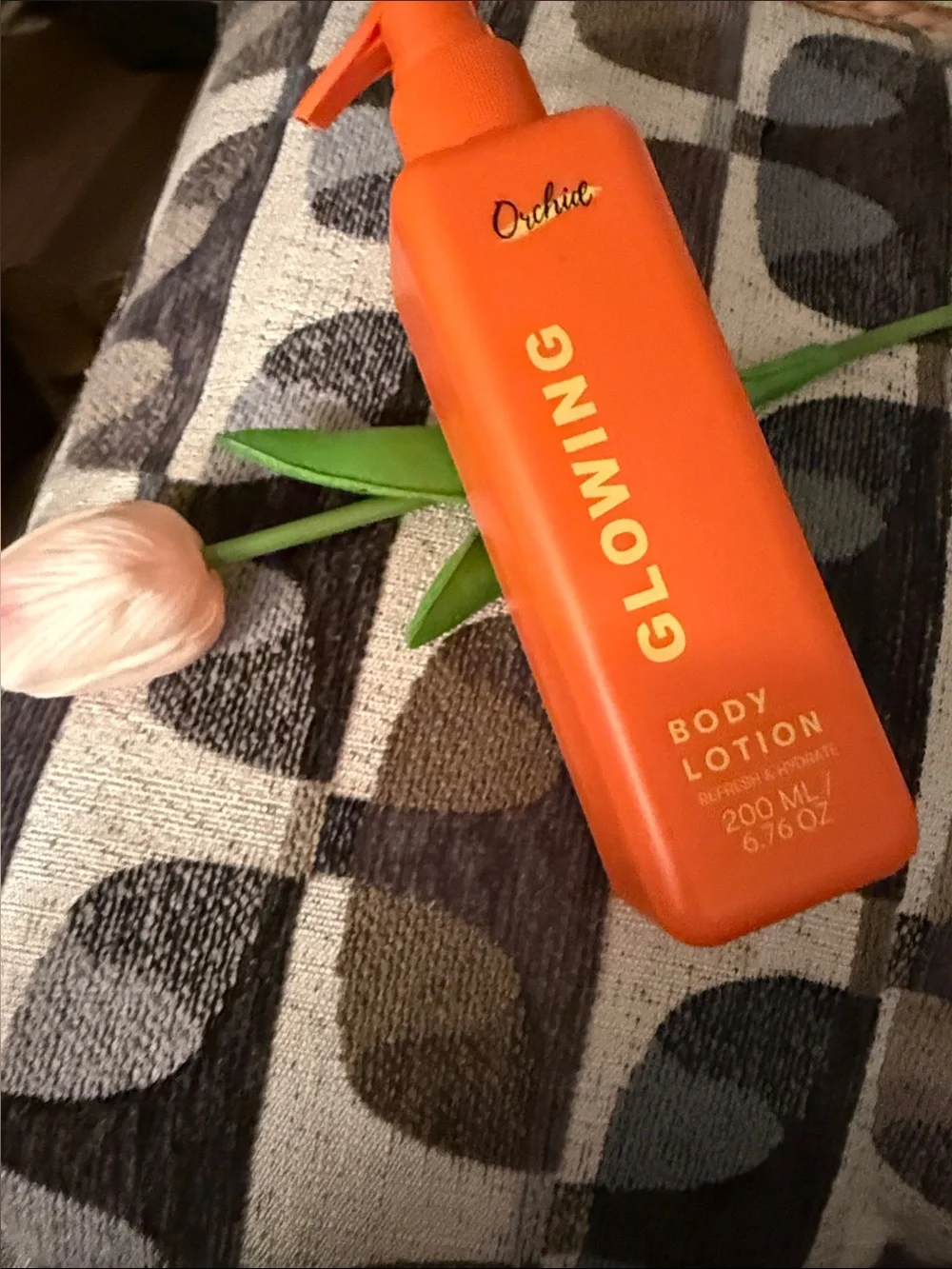 🌷NEW🌷Glowing Body Lotion — Bright Orange Hydration